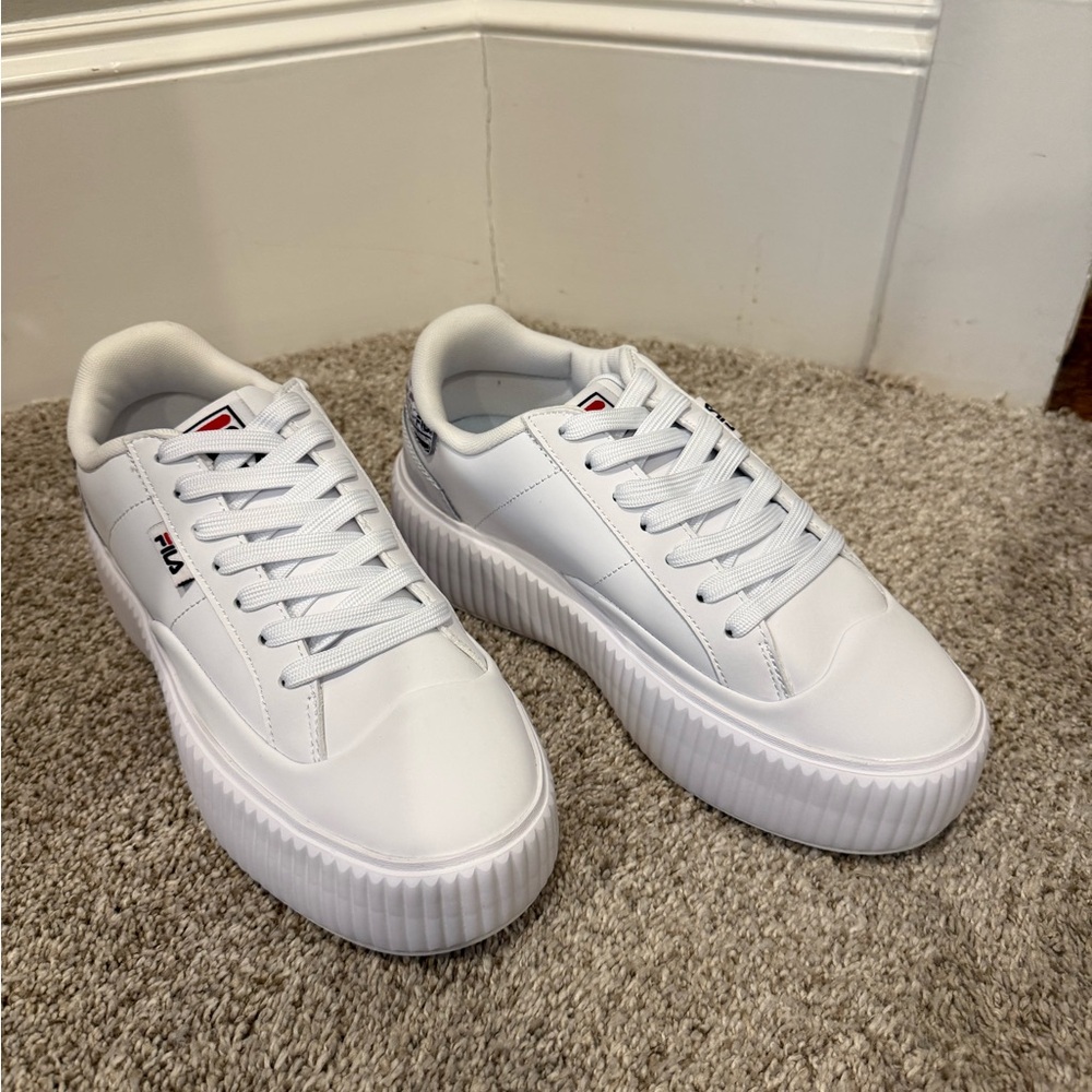 FILA Sandblast Oversole Sneakers - Picture 7 of 13